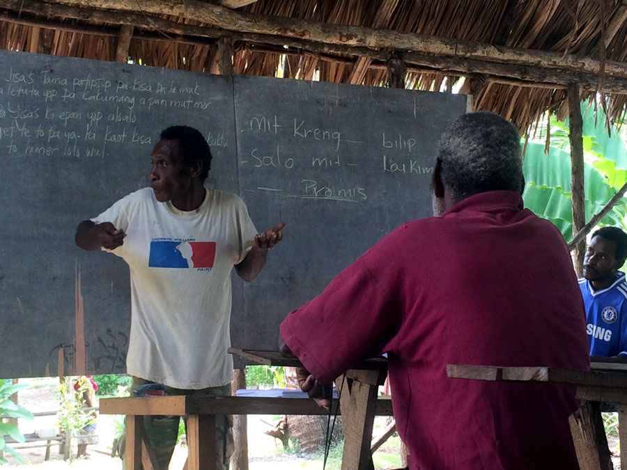 Discipleship without PowerPoint