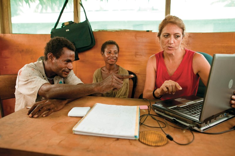 Lisa Kappeler working with translation helpers